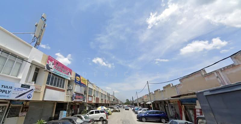 Kedai untuk Disewa di Taman Bayu Permai (Rawang) - Frederick Tan - Exterior - PropertyGuru.com.my