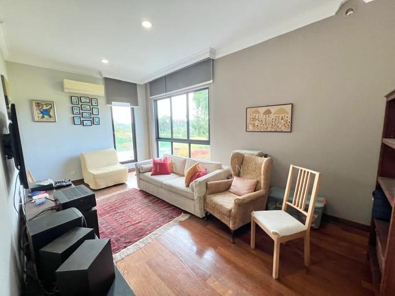 Bungalow House for Sale in Leisure Farm (Gelang Patah) - Jit Sin Cheah - Living Room - PropertyGuru.com.my