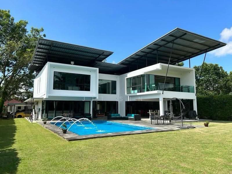 Bungalow House for Sale in Leisure Farm (Gelang Patah) - Jit Sin Cheah - Exterior - PropertyGuru.com.my