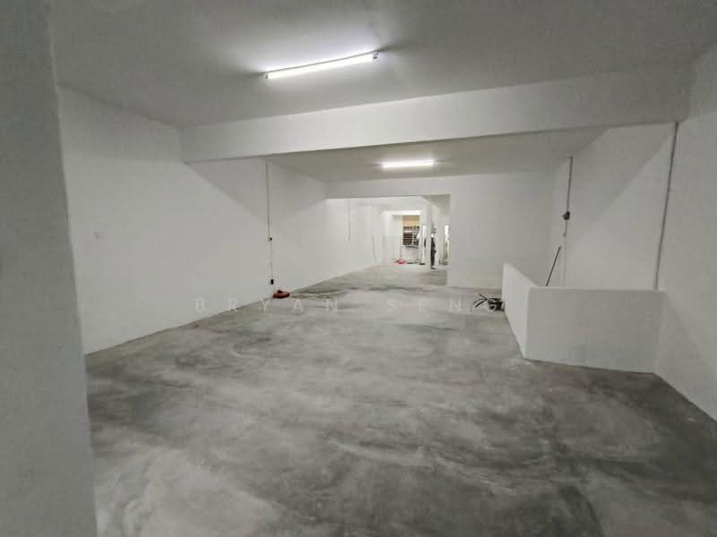 Shop for Sale in Taman Mewah (Kulai) - Bryan Seng - Interior - PropertyGuru.com.my