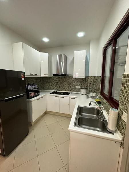Kondominium untuk Disewa di Surian Condominium - Jessica Lim - Kitchen - PropertyGuru.com.my