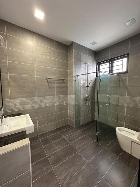 Bungalow House for Sale in Bandar Seri Alam (Masai) - Calvin Wong - Bathroom - PropertyGuru.com.my