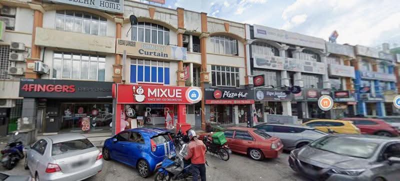 Shop for Sale in TAMAN PUCHONG UTAMA (Puchong) - Jarren Tan - Exterior - PropertyGuru.com.my
