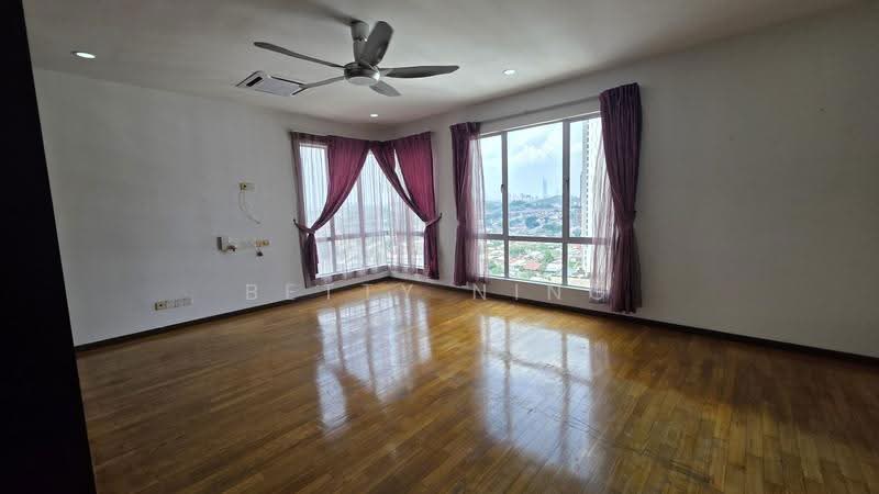 Kondominium untuk Dijual di Ken Damansara 2 - Betty Ning - Living Room - PropertyGuru.com.my