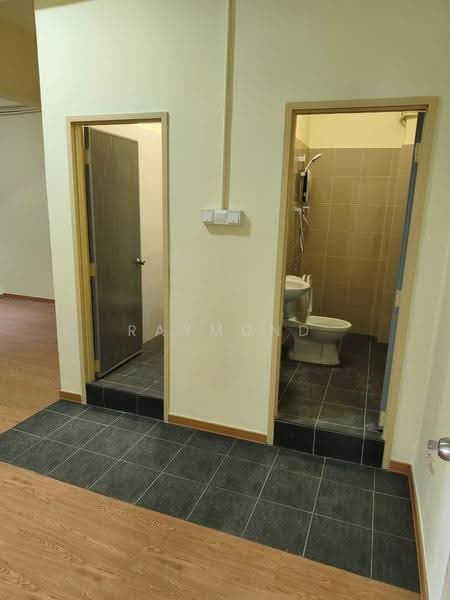 Pangsapuri untuk Disewa di Kayangan Apartment - Raymond Siow - Bathroom - PropertyGuru.com.my