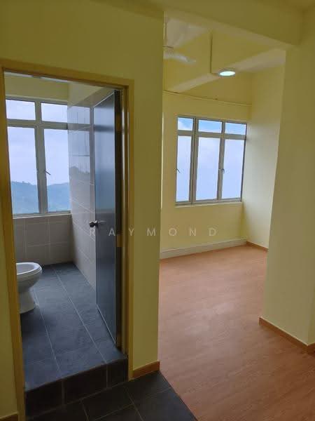 Pangsapuri untuk Disewa di Kayangan Apartment - Raymond Siow - Bathroom - PropertyGuru.com.my