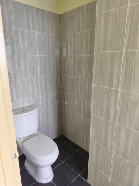 Pangsapuri untuk Disewa di Kayangan Apartment - Raymond Siow - Bathroom - PropertyGuru.com.my