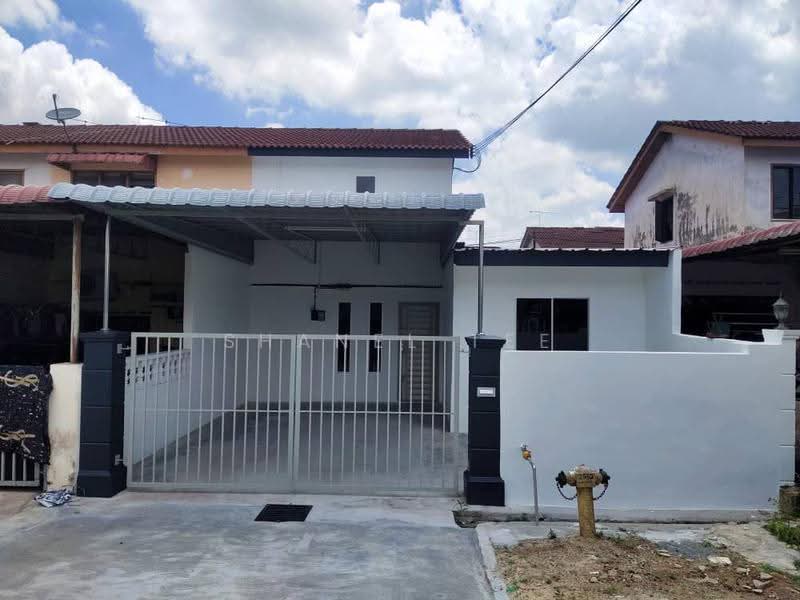 Rumah Teres 2-Tingkat untuk Dijual di Taman Kluang Barat (Kluang) - Shanel Tee - Exterior - PropertyGuru.com.my