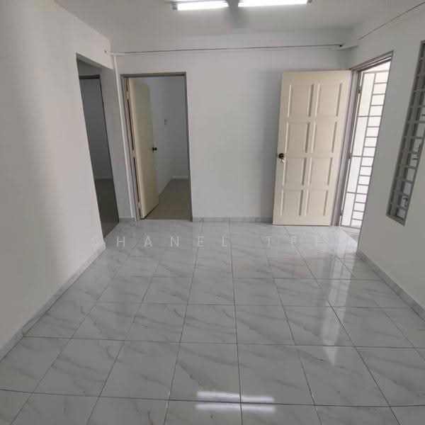 Rumah Teres 2-Tingkat untuk Dijual di Taman Kluang Barat (Kluang) - Shanel Tee - Interior - PropertyGuru.com.my