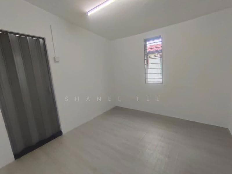 Rumah Teres 2-Tingkat untuk Dijual di Taman Kluang Barat (Kluang) - Shanel Tee - Interior - PropertyGuru.com.my