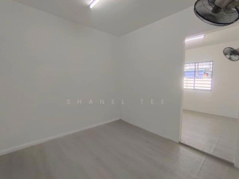 Rumah Teres 2-Tingkat untuk Dijual di Taman Kluang Barat (Kluang) - Shanel Tee - Interior - PropertyGuru.com.my