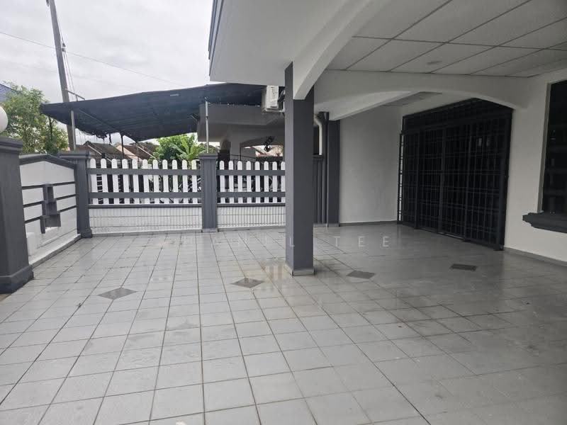 Rumah Berkembar untuk Dijual di Taman Sri Kluang (Kluang) - Shanel Tee - PropertyGuru.com.my