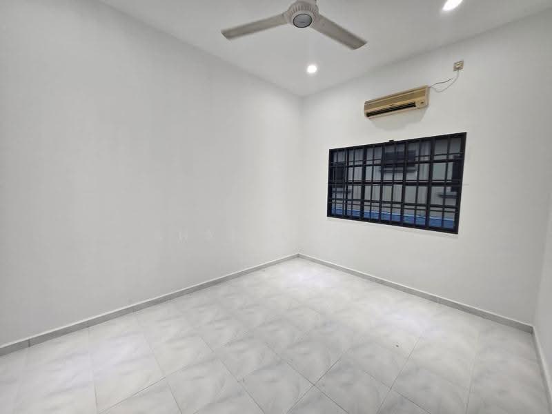 Rumah Berkembar untuk Dijual di Taman Sri Kluang (Kluang) - Shanel Tee - Interior - PropertyGuru.com.my