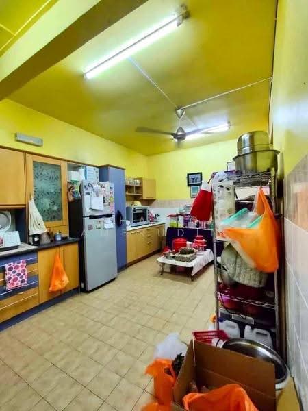 Rumah Teres 2-Tingkat untuk Dijual di Bandar Baru Salak Tinggi (Sepang) - Shafiq Amerudin - Kitchen - PropertyGuru.com.my