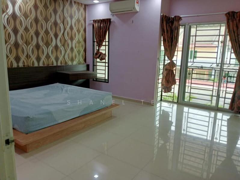 Rumah Teres 2-Tingkat untuk Disewa di Kluang (Johor) - Shanel Tee - Bedroom - PropertyGuru.com.my