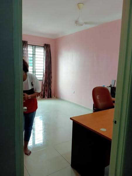 Rumah Teres 2-Tingkat untuk Disewa di Kluang (Johor) - Shanel Tee - Study - PropertyGuru.com.my