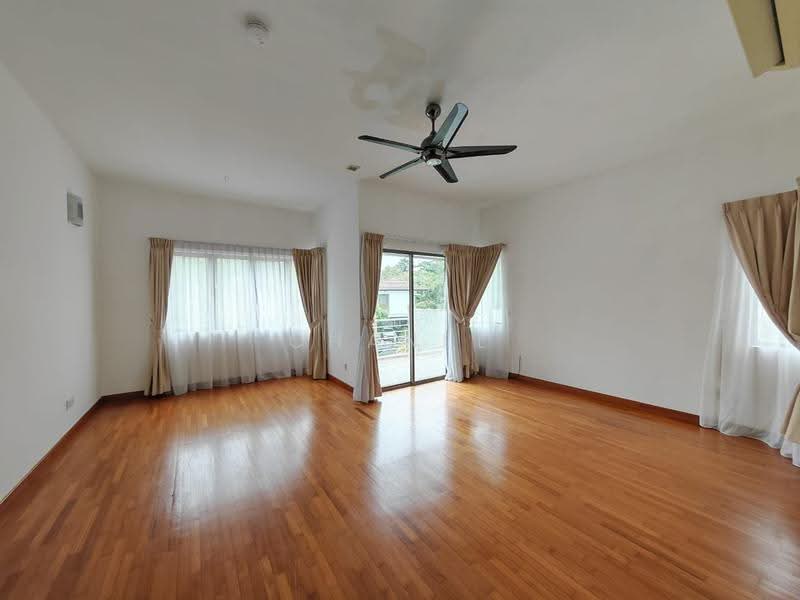 Bungalow House for Rent in Valencia (Sungai Buloh) - Chanel Lee - Living Room - PropertyGuru.com.my