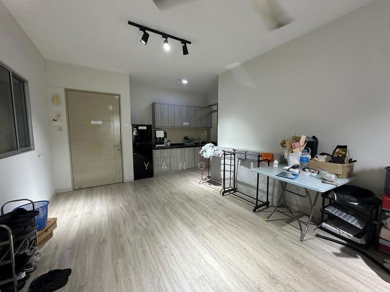 Kondominium untuk Disewa di Platinum Lake PV 13 - Yang . - Living Room - PropertyGuru.com.my