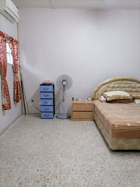Rumah Teres 2-Tingkat untuk Dijual di Taman Bayu Perdana (Klang) - Daniel Kok - Bedroom - PropertyGuru.com.my