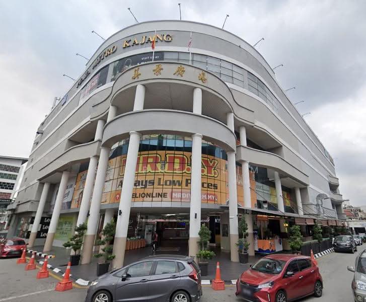 Shop for Sale in Bandar Kajang (Kajang) - Stephen Lim - Exterior - PropertyGuru.com.my