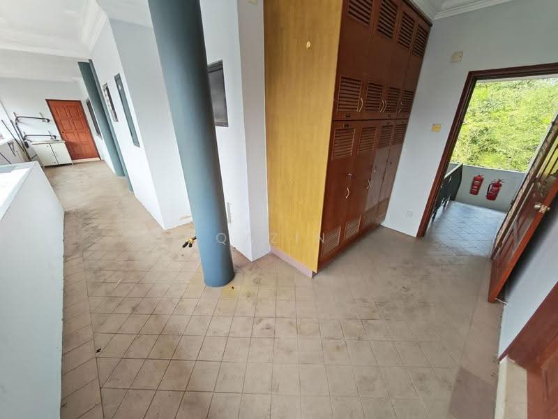 Condominium for Rent at Allamanda - Qazin Khoo - Corridor - PropertyGuru.com.my