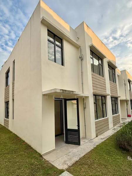 2-storey Terraced House for Rent in Taman Bukit Aliff (Tampoi) - Thea Lai - Exterior - PropertyGuru.com.my