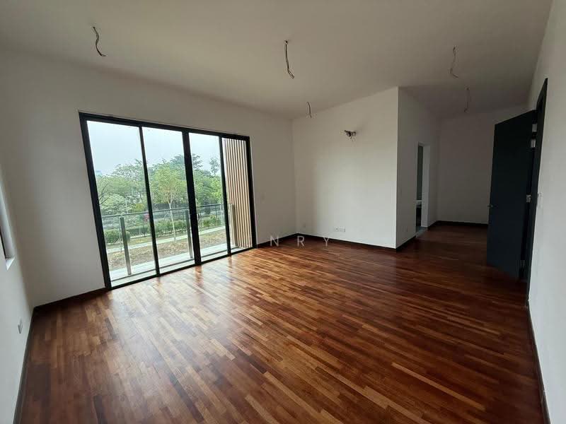 Semi-Detached House for Sale in Cyberjaya (Selangor) - Henry Liew - Living Room - PropertyGuru.com.my