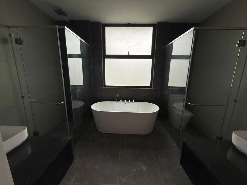 Semi-Detached House for Sale in Cyberjaya (Selangor) - Henry Liew - Bathroom - PropertyGuru.com.my