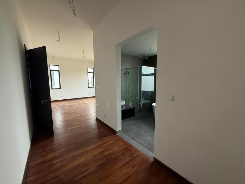 Semi-Detached House for Sale in Cyberjaya (Selangor) - Henry Liew - Bathroom - PropertyGuru.com.my