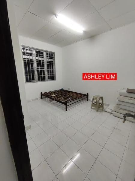 Semi-Detached House for Rent in Bandar Tasek Mutiara (Simpang Ampat) - Ashley Lim - Bedroom - PropertyGuru.com.my