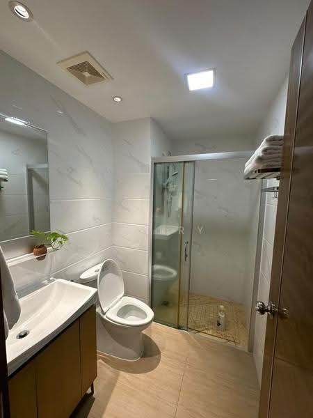 Condominium for Rent at Carnelian Tower 1 - Cherry Tan - Bathroom - PropertyGuru.com.my