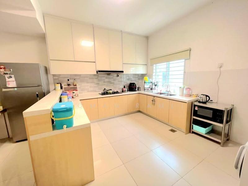 Rumah Teres 2-Tingkat untuk Dijual di Cybersouth (Dengkil) - Luqman Ramli - Kitchen - PropertyGuru.com.my