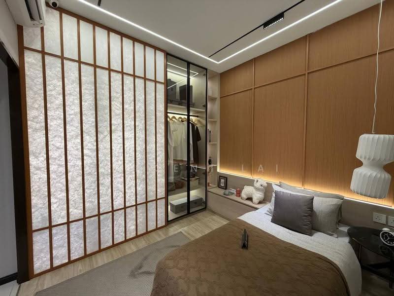 Kediaman Servis untuk Dijual di The Address @ Maxim Pelangi - Vincent Lai - Bedroom - PropertyGuru.com.my