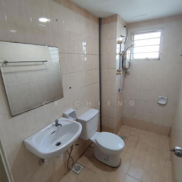 Condominium for Sale at Suriamas - CK Chieng - Bathroom - PropertyGuru.com.my