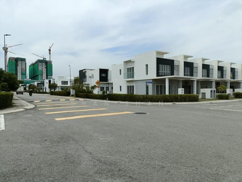 Rumah Teres 2-Tingkat untuk Dijual di Cybersouth (Dengkil) - Shan Shan - Exterior - PropertyGuru.com.my