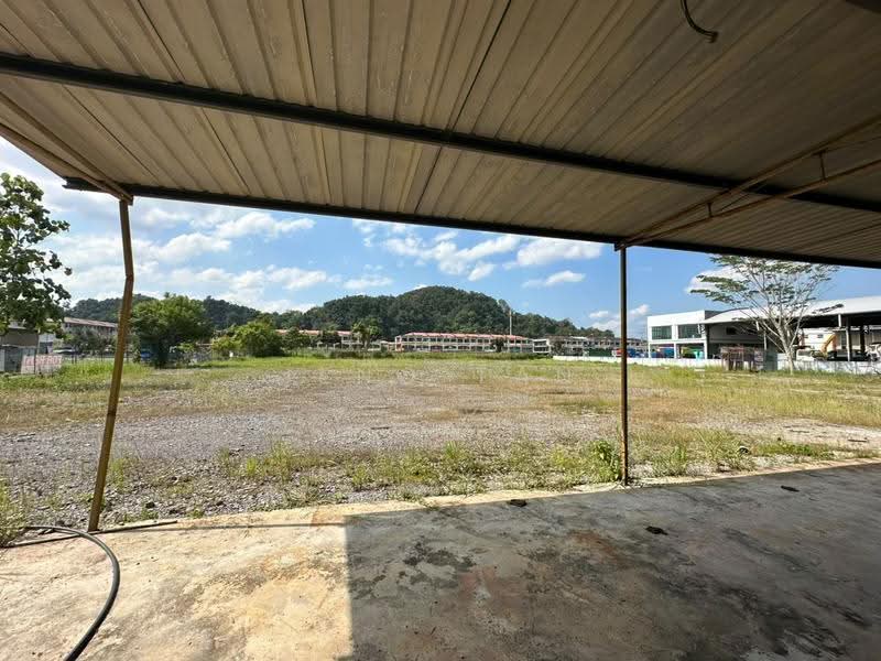 Warehouse for Rent in Kuching (Sarawak) - Jeno Tan - Exterior - PropertyGuru.com.my