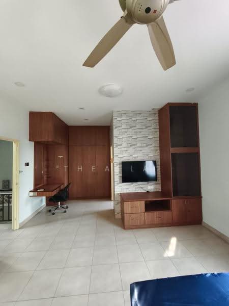 Cluster House for Rent in Taman Austin Heights (Tebrau) - Thea Lai - Living Room - PropertyGuru.com.my
