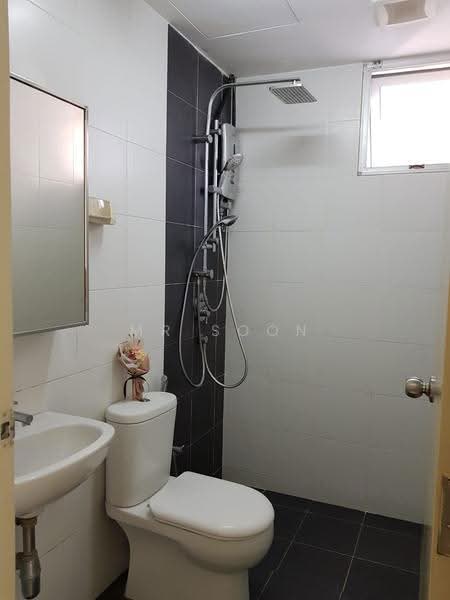 Kediaman Servis untuk Disewa di Pacific Place - Mr Soon - Bathroom - PropertyGuru.com.my