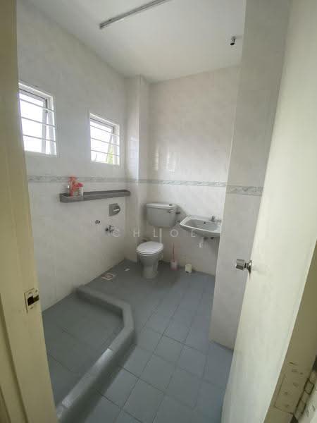 Terraced House for Sale in TAMAN PUCHONG UTAMA (Puchong) - Chloe Kok - Bathroom - PropertyGuru.com.my