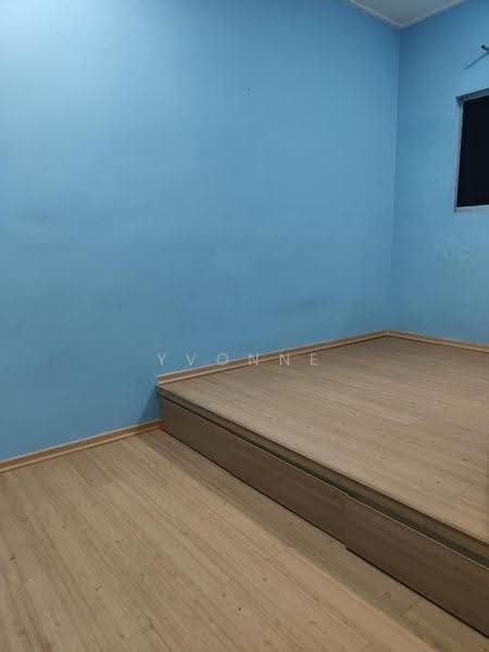 Pangsapuri untuk Dijual di Taman Ehsan Jaya - Yvonne Lim - Bedroom - PropertyGuru.com.my