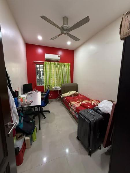 Semi-Detached House for Sale in Kampung Batu Belah (Klang) - Lim Jeon - Bedroom - PropertyGuru.com.my