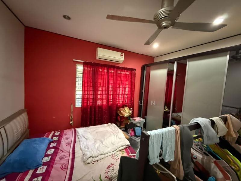 Semi-Detached House for Sale in Kampung Batu Belah (Klang) - Lim Jeon - Bedroom - PropertyGuru.com.my