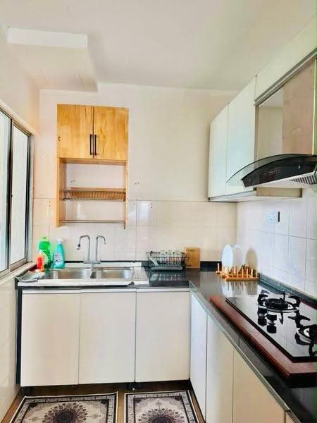 Kondominium untuk Disewa di Semarak @ Taman Raintree - Hasniza Ibrahim - Kitchen - PropertyGuru.com.my