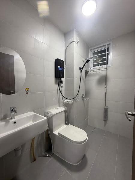 Service Residence for Rent at TRELLIS RESIDENCES - Alex Sieh - Bathroom - PropertyGuru.com.my