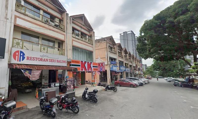 Shop for Rent in Taman Equine (Seri Kembangan) - Loh KC - Exterior - PropertyGuru.com.my
