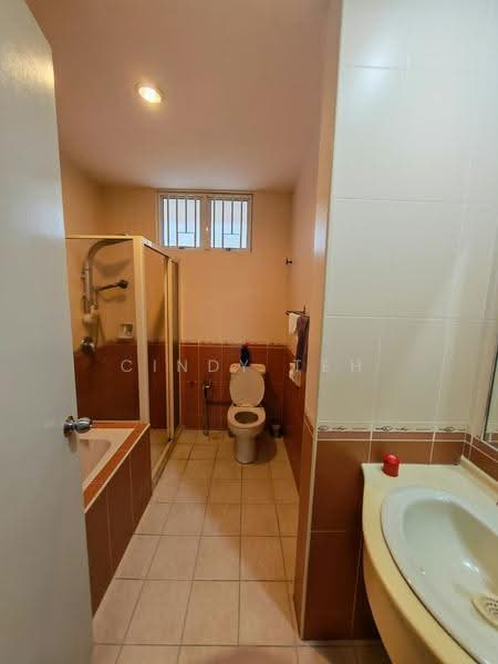 Rumah Teres 3-Tingkat untuk Dijual di Tanjung Bungah (Penang) - Cindy Teh - Bathroom - PropertyGuru.com.my
