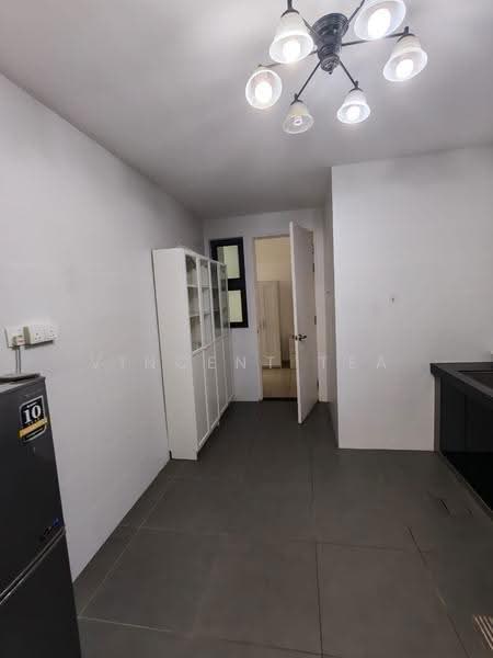Cluster House for Rent in Eco Botanic (Iskandar Puteri (Nusajaya)) - Vincent Tea - Kitchen - PropertyGuru.com.my