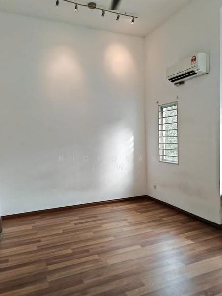 Rumah Bandar untuk Dijual di Seri Kembangan (Selangor) - Nicholas Lew - Interior - PropertyGuru.com.my