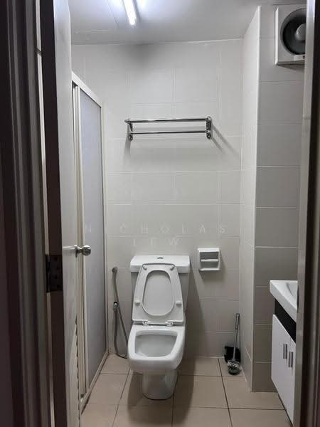 Rumah Bandar untuk Dijual di Seri Kembangan (Selangor) - Nicholas Lew - Bathroom - PropertyGuru.com.my