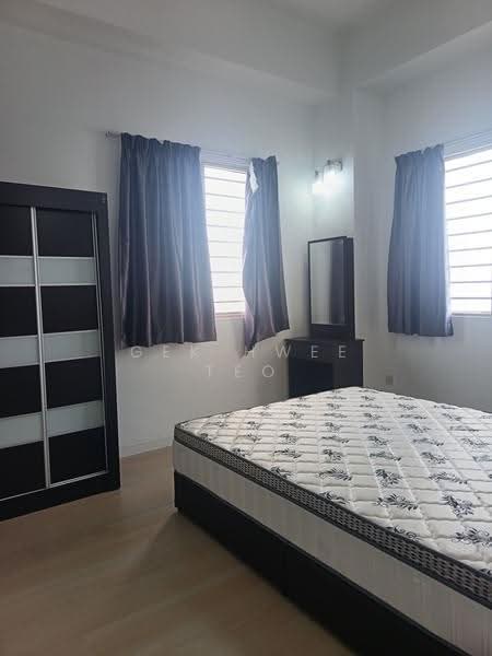 Kediaman Servis untuk Dijual di Rhythm Avenue - Gek Hwee Teo - Bedroom - PropertyGuru.com.my